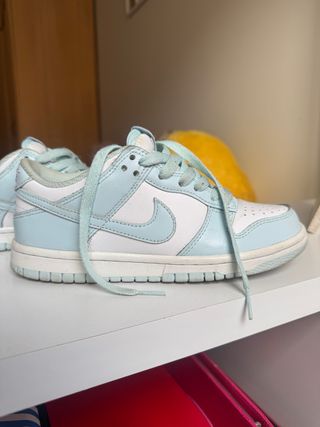 Nike Dunk Azul y Blanco, talla 36,5.