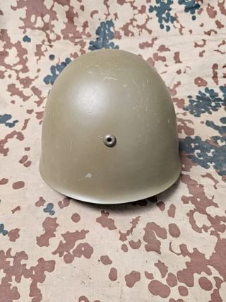 Elmetto M33 tg.57 con sottogola e teschi