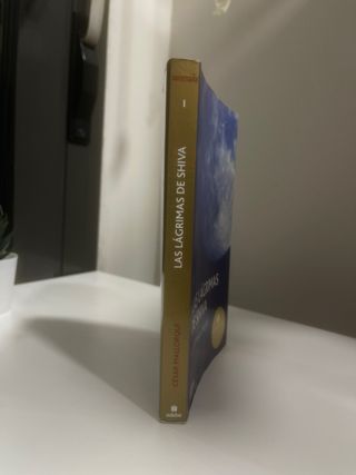 Libro Las lagrimas de shiva (Cesar Mallorqui).
