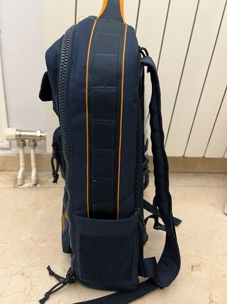 Mochila Nike Utility 32L Azul Marino Naranja