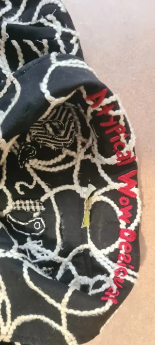 Abrigo Desigual Negro y Blanco