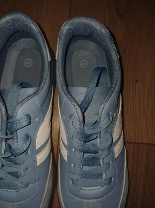 Zapatillas deportivas azules