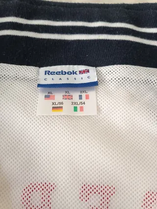 Chaqueta Reebok Blanca y Roja