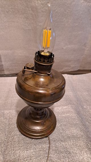 Antica Lampada a Olio in OTTONE Elettrificata