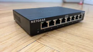 Netgear switch 8 puertos GS308