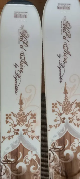 Esquís Dynastar Val d'Isere para mujer 165 cm.