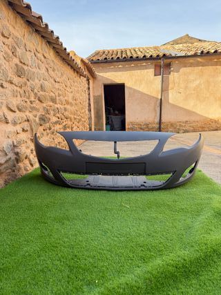 Parachoques Delantero Opel Astra J 2011