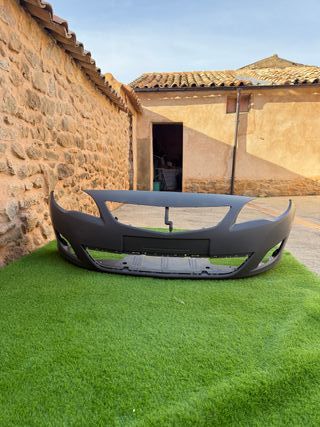 Parachoques Delantero Opel Astra J 2011