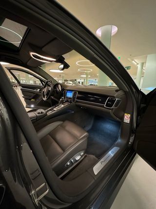 Porsche Panamera 4S