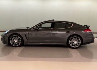 Porsche Panamera 4S