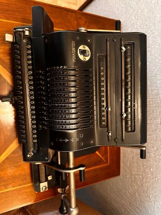 Calculadora Mecánica Antigua Brunsviga