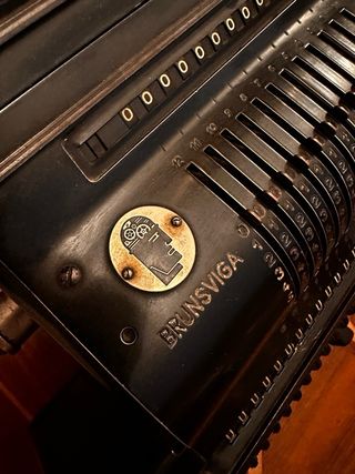 Calculadora Mecánica Antigua Brunsviga