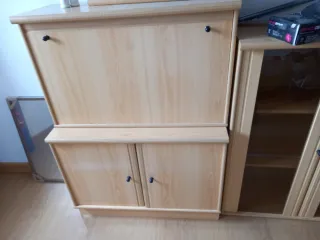 Mesa de 90x90 extensible 90x180 y 4 Sillas Comed