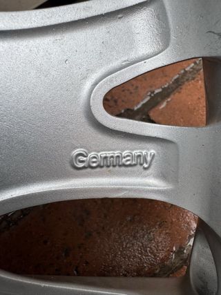 Llantas Volvo originales 16” multirradio 5x110