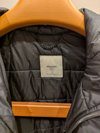 Abrigo largo Mango Man con capucha Talla M