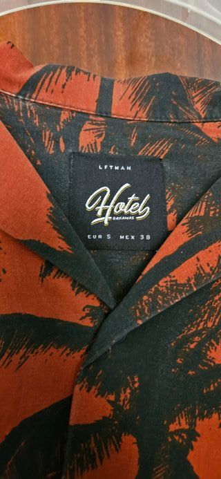 Camisa Yaliss Estampado Palmeras Naranja Negra