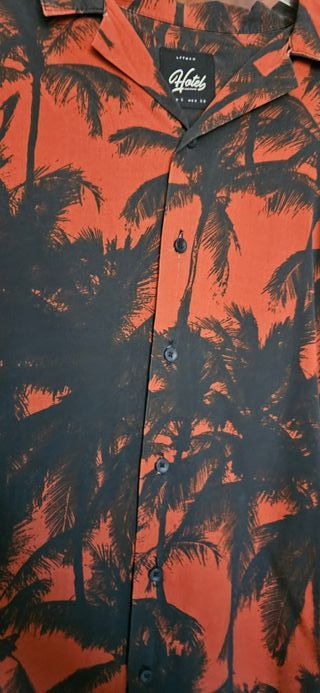 Camisa Yaliss Estampado Palmeras Naranja Negra