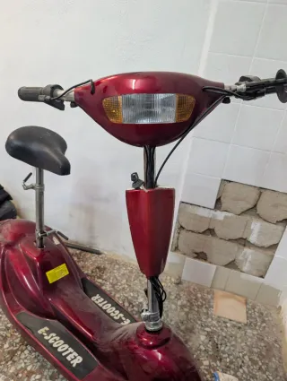 Scooter Eléctrica E-Scooter Roja