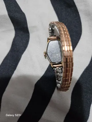 Reloj TEMAT de cuerda para mujer