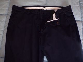 Pantalón de traje azul hombre