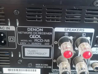 Denon N8 con altavoces