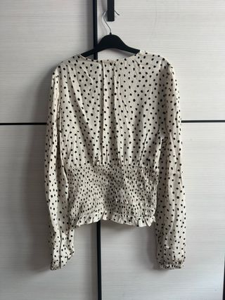 Blusa Stradivarius Lunares Talla M