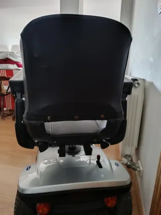 Scooter eléctrico Invacare movilidad reducida