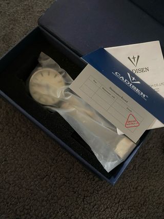 Reloj Cadisen Automático Plata y Blanco