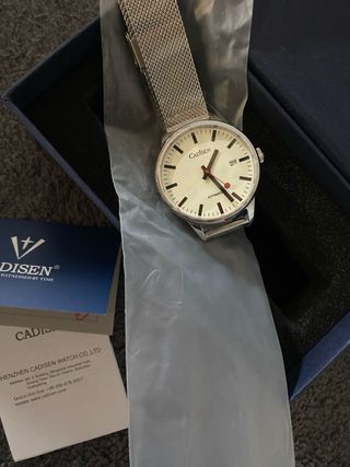 Reloj Cadisen Automático Plata y Blanco