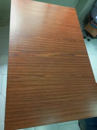 Mesa escritorio de oficina madera y metal