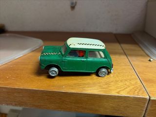 Scalextric Mini Cooper Verde Race Tuned