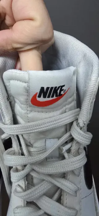 Zapatillas Nike Blazer Mid 77 Blancas y Negras