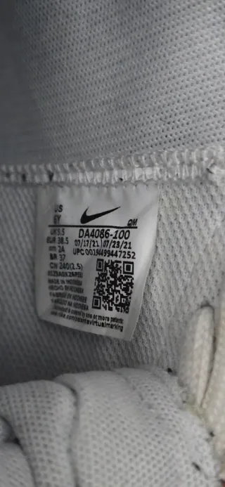 Zapatillas Nike Blazer Mid 77 Blancas y Negras