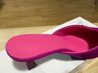 Sandalias tacón punta fucsia talla 38