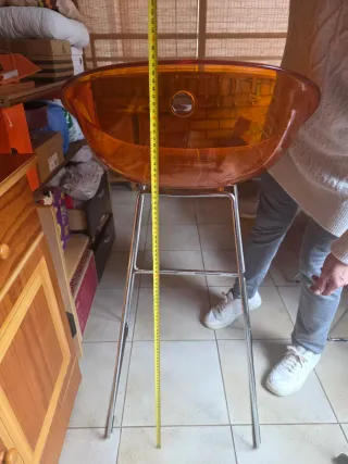 Taburete Pedrali Naranja y Plata