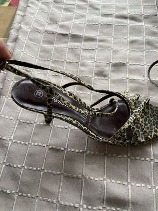 Sandalias Yessica Talla 38 Animal Print
