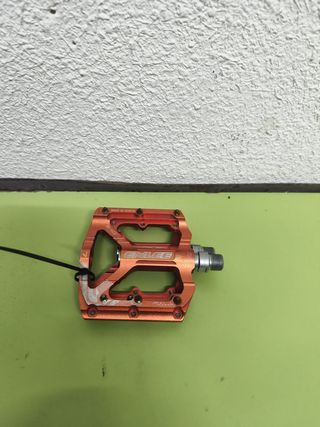 Pedali ENLEE in alluminio CNC per MTB