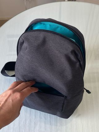 Mochila Xiaomi Mi City Sling Bag gris oscuro