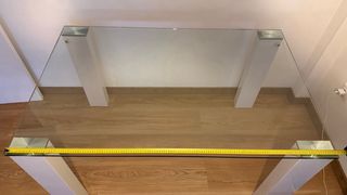 Mesa de comedor cristal templado. EXTENSIBLE.