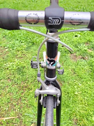 MENDI DE ALUMINIO Bicicleta de carretera