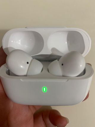 Auriculares Bluetooth Apple Blancos + Cargador PD2