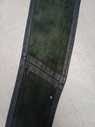 Cintura similpelle senza fibbia