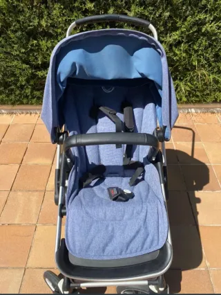 Carrozza Bugaboo Fox 2 con ovetto+seggiolino quasi nuova