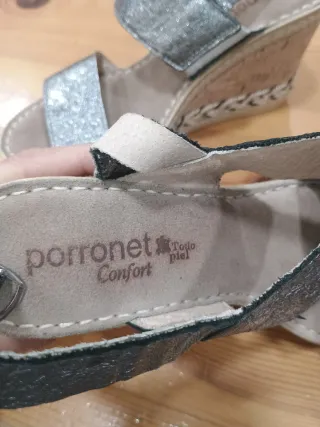 Sandalias cuña plateadas Parronet talla 37