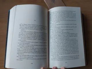 Libro "Cincuenta sombras más oscuras" de E.L.James