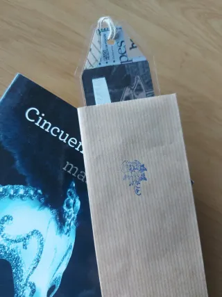 Libro "Cincuenta sombras más oscuras" de E.L.James