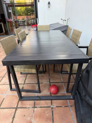 Mesa y 6 Sillas Ikea Exterior