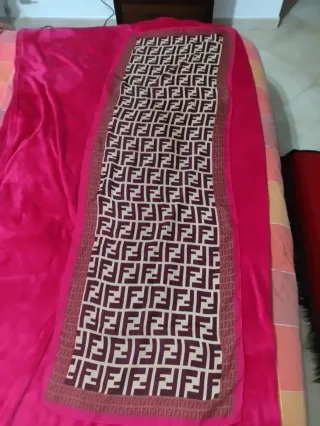 Fendi sciarpa foulard 150x50