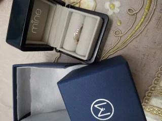 Anello oro e diamanti