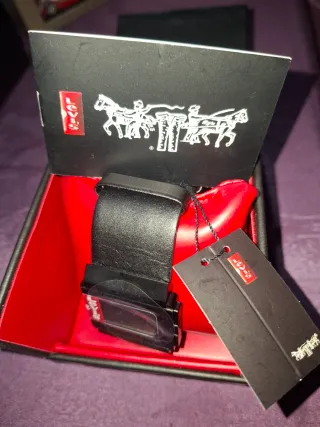 Reloj Levi's Digital Negro/Plata Nuevo